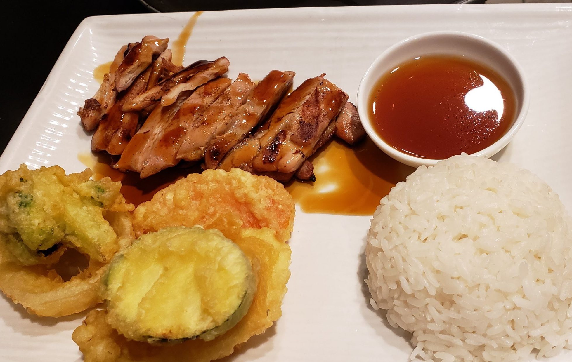 Our teriyaki sauce is made in house!
All entrees served with salad, steamed rice, and assorted steamed vegetables or vegetable tempura.