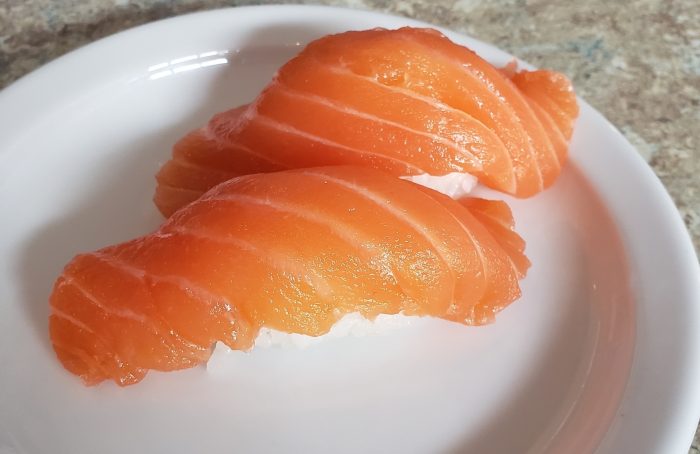 Salmon-Sushi - Image 1