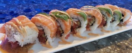 Inside: spicy tuna, shrimp and cucumber
Outside: salmon, avocado, red onion, spicy mayo sauce and ichi sauce